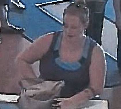 Femme recherchée dans une affaire de délit de fuite.