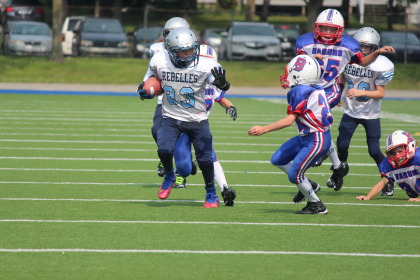 Noah Gravel, 11 ans, excelle au football.