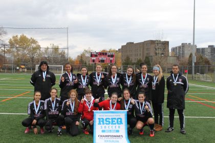 L’équipe féminine de soccer division 2 des Lynx du cégep Édouard-Montpetit a remporté, le 8 novembre 2015, et ce pour une deuxième année consécutive, le championnat provincial du Réseau du sport étudiant du Québec (RSEQ).