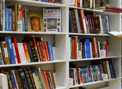 Braderie de livres des Amis de la Bibliothèque de Brossard item-thumbnail