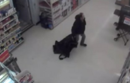 Suspects de vol recherchés.