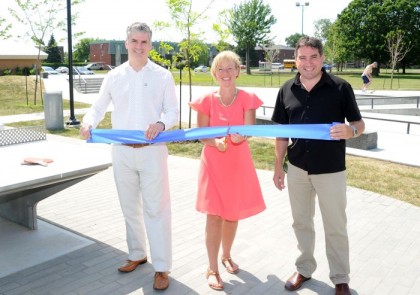 vin du CN, Caroline St-Hilaire, mairesse de Longueuil et Stéphane Richer, conseiller municipal du secteur étaient réunis sur place pour l’inauguration du parc.